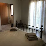 וילה Parisi, Fano, Marche, Italian