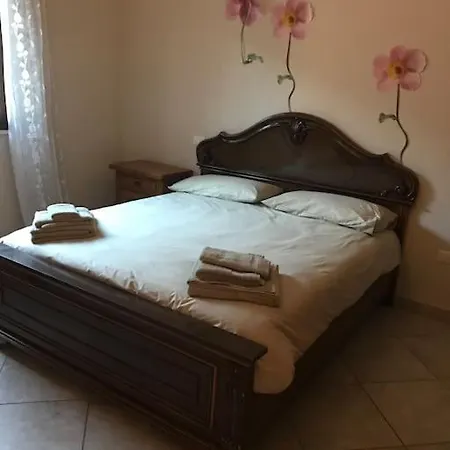 Parisi, Fano, Marche, Italian Villa