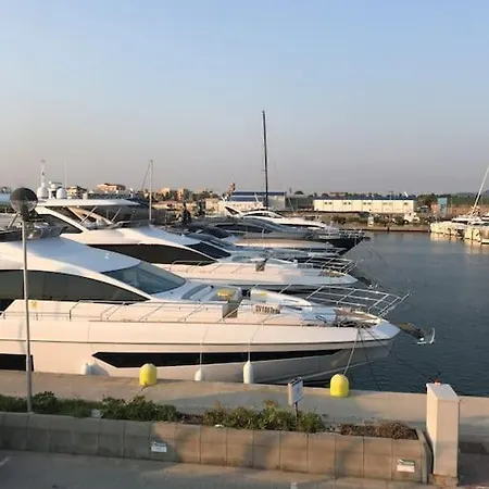 Parisi, Fano, Marche, Italian *