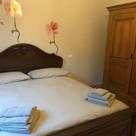 Parisi, Fano, Marche, Italian *